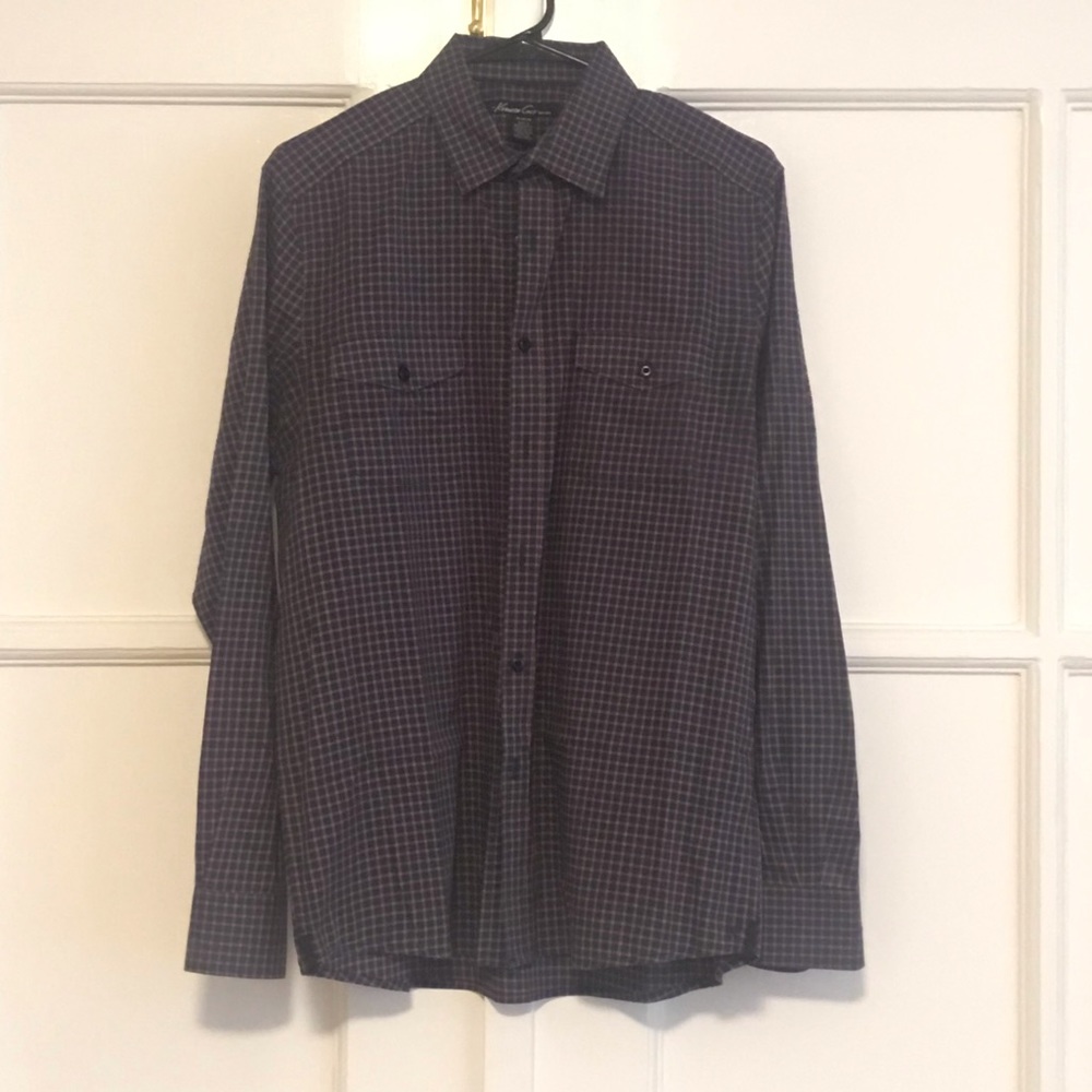 Kenneth Cole casual bottom down shirt